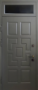 Утепленная высокая термодверь с остекленной фрамугой и темно-серыми плитами МДФ